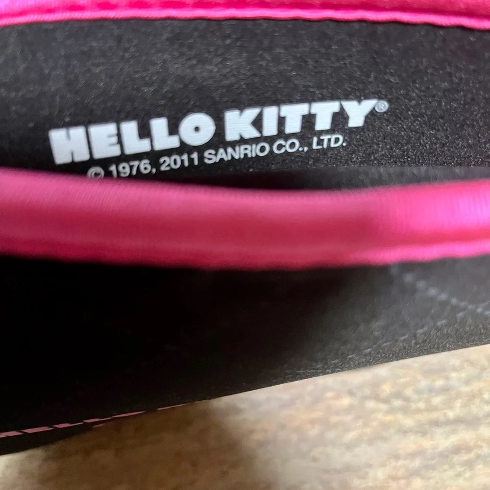 Hello Kitty tablet sleeve with Hello Kitty cup